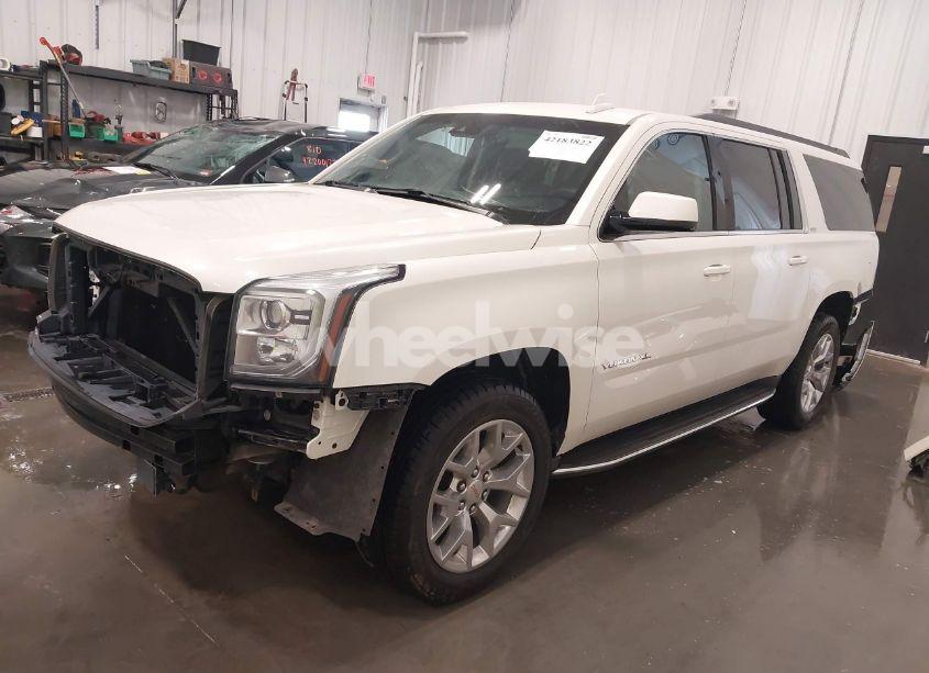 Photo 2 of 2015 Gmc Yukon XL 1500 SLT (VIN 1GKS2HKC7FR669240)