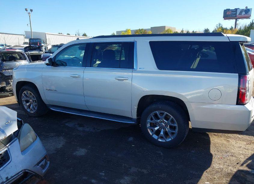 Photo 14 of 2015 Gmc Yukon XL 1500 SLT (VIN 1GKS2HKC8FR176909)