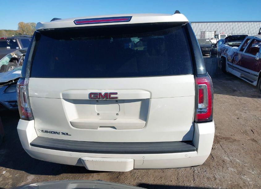 Photo 16 of 2015 Gmc Yukon XL 1500 SLT (VIN 1GKS2HKC8FR176909)
