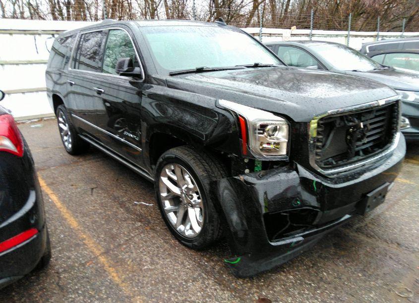 2017 Gmc Yukon XL DENALI (VIN 1GKS2HKJ0HR399348) main photo