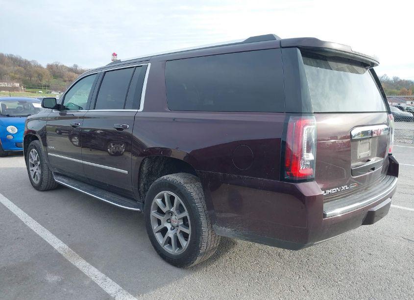 Photo 3 of 2017 Gmc Yukon XL DENALI (VIN 1GKS2HKJ2HR332413)