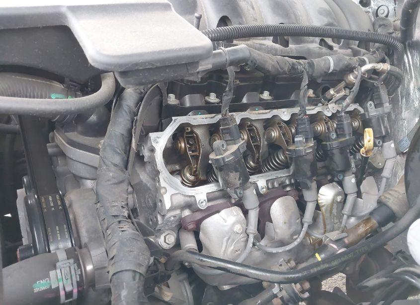 Photo 6 of 2017 Gmc Yukon XL DENALI (VIN 1GKS2HKJ2HR332413)