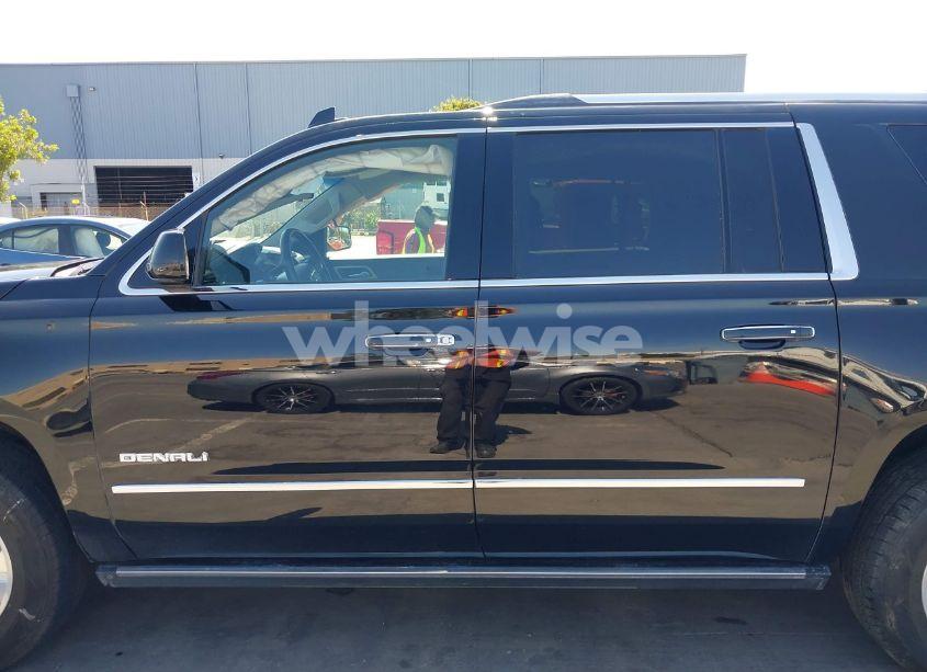 Photo 14 of 2019 Gmc Yukon XL DENALI (VIN 1GKS2HKJ4KR194574)