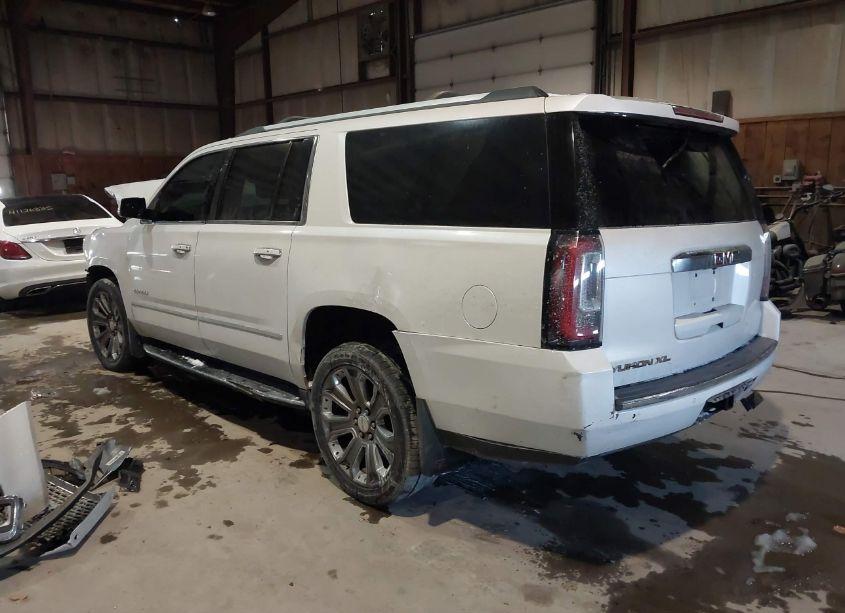 Photo 3 of 2016 Gmc Yukon XL DENALI (VIN 1GKS2HKJ5GR198978)