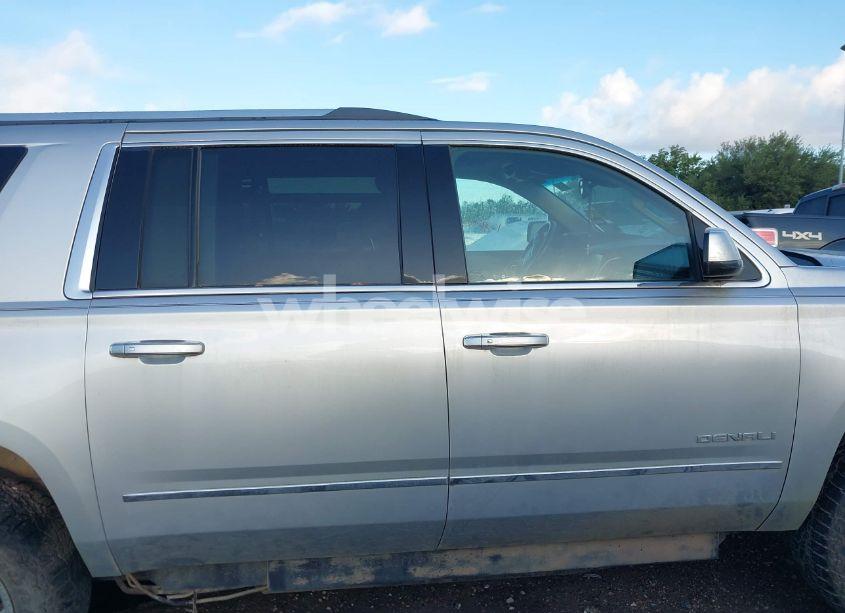 Photo 13 of 2017 Gmc Yukon XL DENALI (VIN 1GKS2HKJ5HR122694)