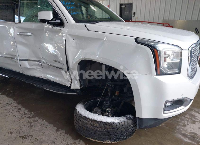 Photo 17 of 2017 Gmc Yukon XL DENALI (VIN 1GKS2HKJ5HR402521)