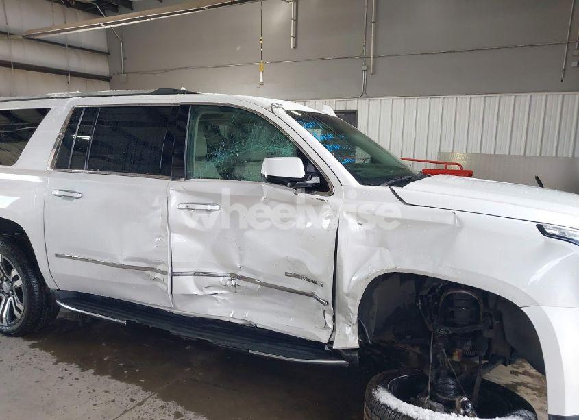 Photo 18 of 2017 Gmc Yukon XL DENALI (VIN 1GKS2HKJ5HR402521)