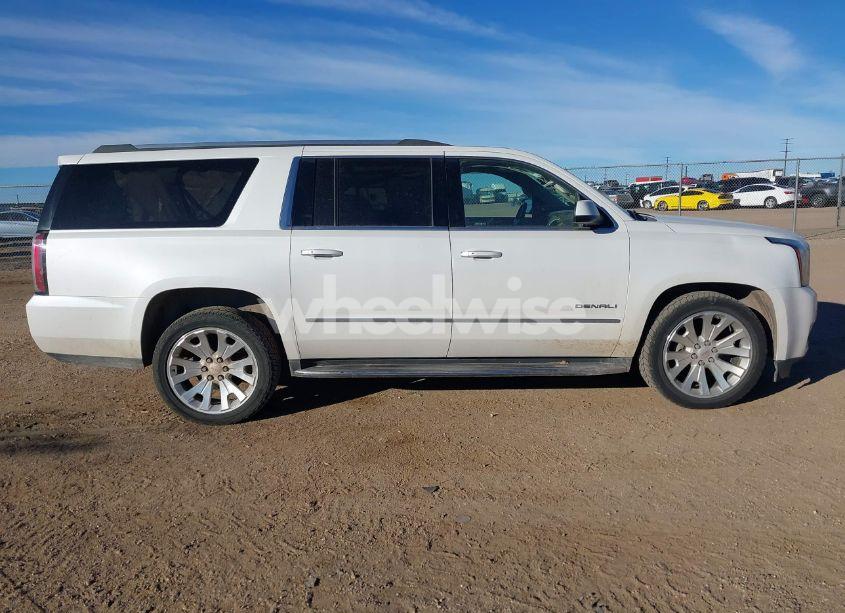 Photo 13 of 2017 Gmc Yukon XL DENALI (VIN 1GKS2HKJ7HR200411)