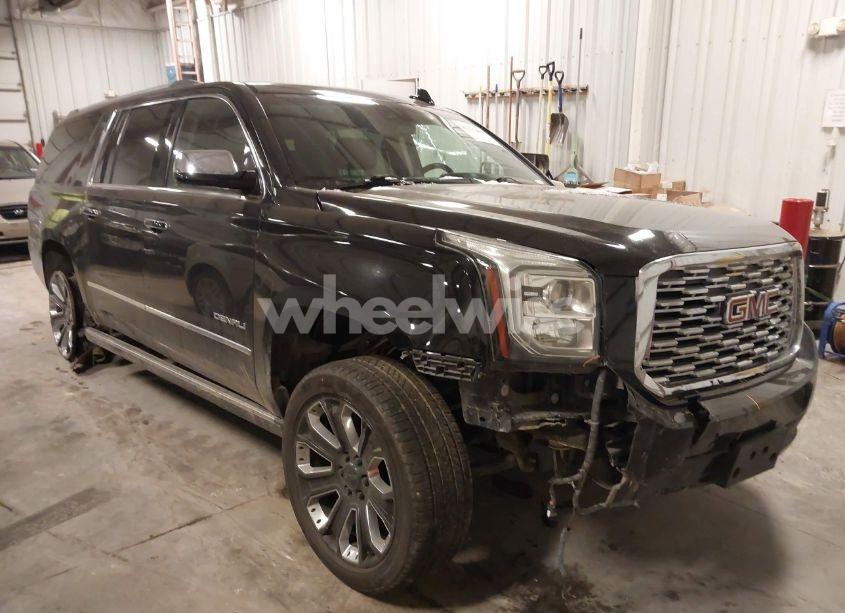 2019 Gmc Yukon XL DENALI (VIN 1GKS2HKJ7KR381078) main photo