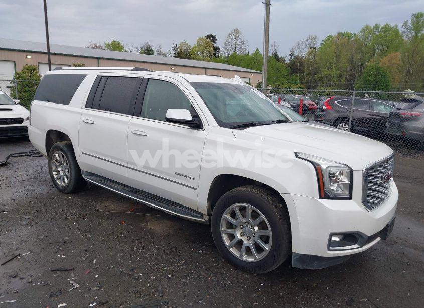 2018 Gmc Yukon XL DENALI (VIN 1GKS2HKJ8JR279092) main photo