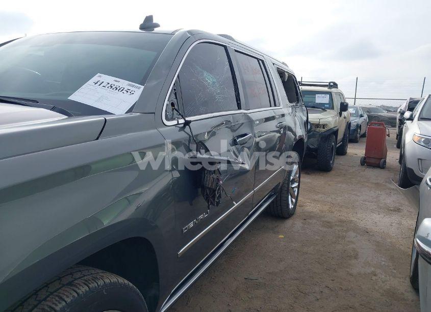 Photo 6 of 2017 Gmc Yukon XL DENALI (VIN 1GKS2HKJ9HR197818)
