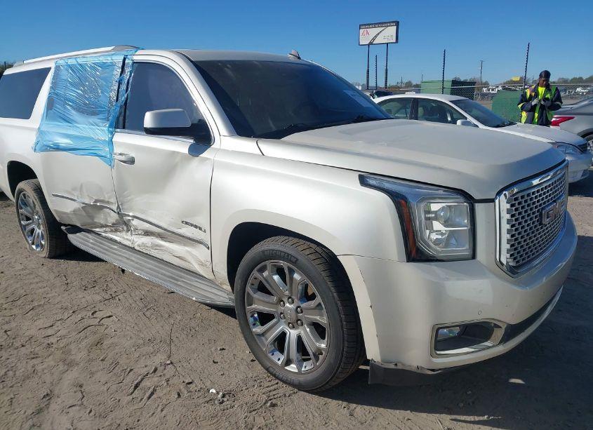 2015 Gmc Yukon XL 1500 DENALI (VIN 1GKS2JKJ9FR134884) main photo