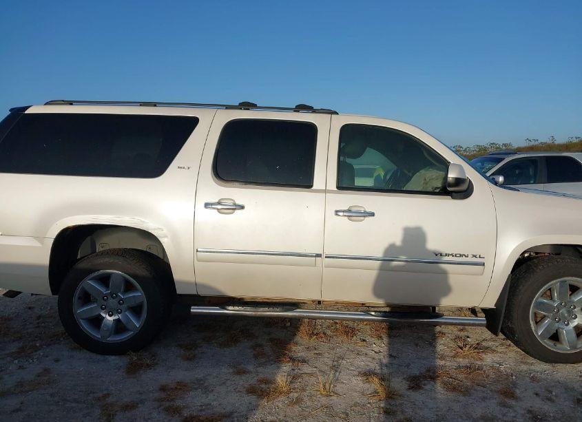 Photo 13 of 2011 Gmc Yukon XL 1500 SLT (VIN 1GKS2KE36BR223227)