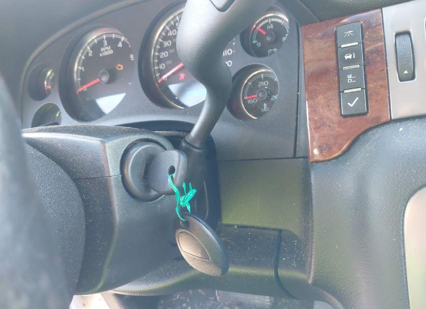 Photo 11 of 2011 Gmc Yukon XL 1500 SLT (VIN 1GKS2KE38BR160292)