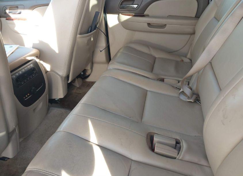 Photo 19 of 2011 Gmc Yukon XL 1500 SLT (VIN 1GKS2KE39BR124921)