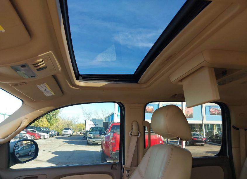 Photo 21 of 2011 Gmc Yukon XL 1500 SLT (VIN 1GKS2KE39BR124921)