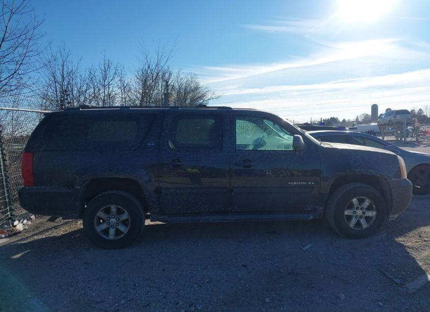 Photo 13 of 2013 Gmc Yukon XL 1500 SLT (VIN 1GKS2KE7XDR312997)