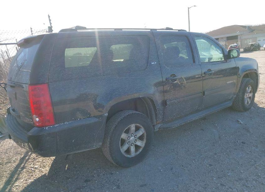 Photo 4 of 2013 Gmc Yukon XL 1500 SLT (VIN 1GKS2KE7XDR312997)