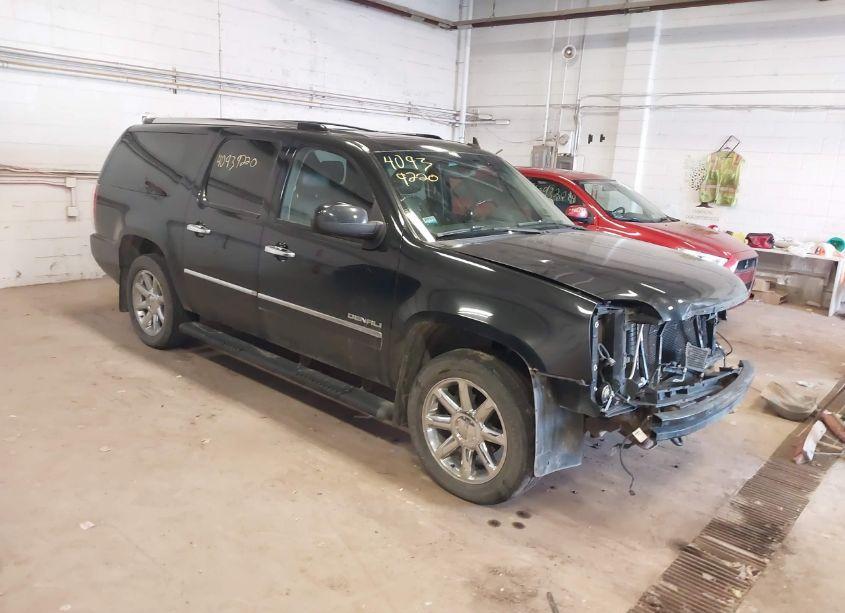 2011 Gmc Yukon XL 1500 DENALI (VIN 1GKS2MEF0BR300132) main photo