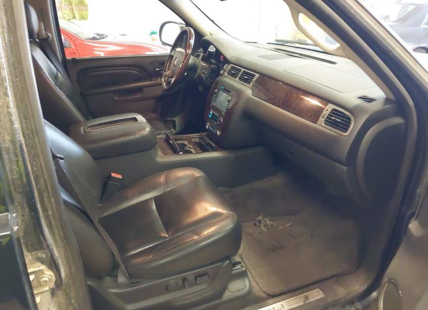 Photo 5 of 2011 Gmc Yukon XL 1500 DENALI (VIN 1GKS2MEF0BR300132)