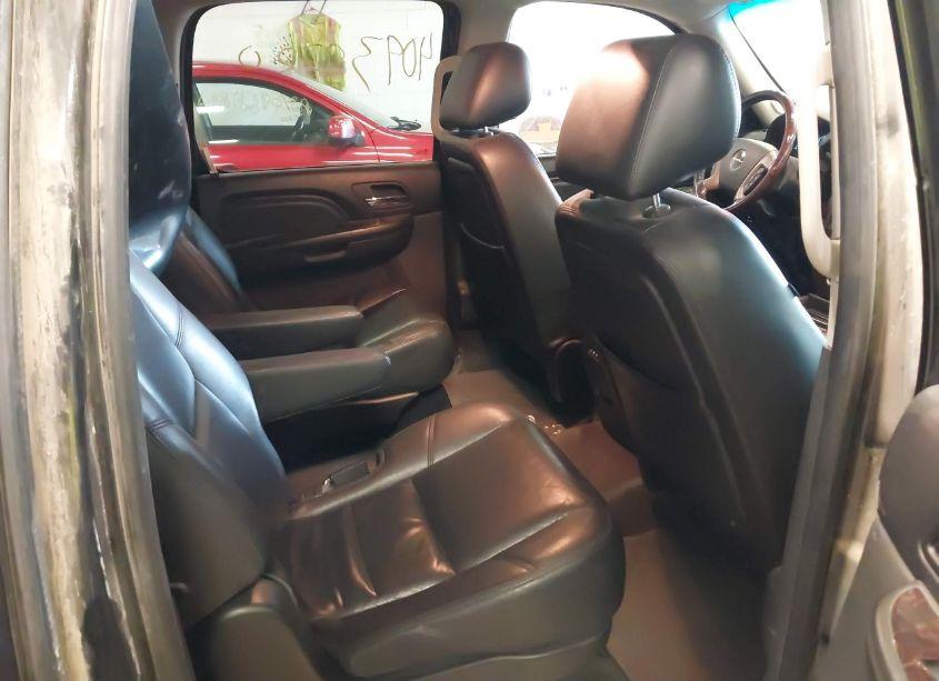 Photo 8 of 2011 Gmc Yukon XL 1500 DENALI (VIN 1GKS2MEF0BR300132)