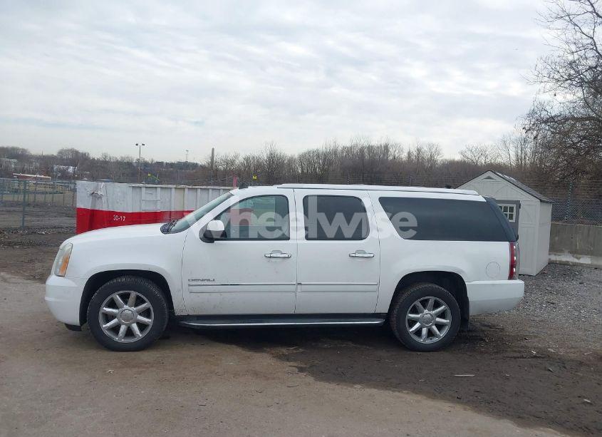 Photo 14 of 2011 Gmc Yukon XL 1500 DENALI (VIN 1GKS2MEF0BR348374)