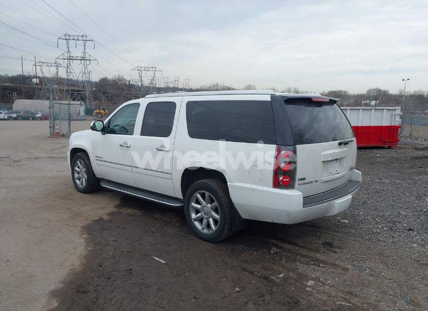 Photo 3 of 2011 Gmc Yukon XL 1500 DENALI (VIN 1GKS2MEF0BR348374)