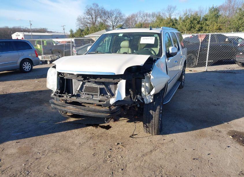 Photo 13 of 2011 Gmc Yukon XL 1500 DENALI (VIN 1GKS2MEF1BR343071)