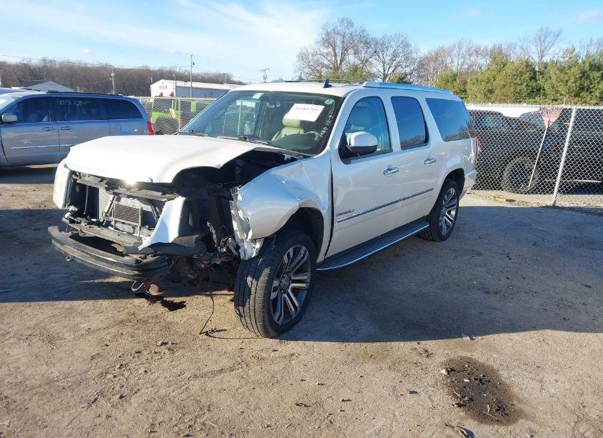 Photo 2 of 2011 Gmc Yukon XL 1500 DENALI (VIN 1GKS2MEF1BR343071)