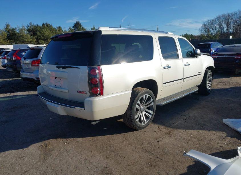 Photo 4 of 2011 Gmc Yukon XL 1500 DENALI (VIN 1GKS2MEF1BR343071)