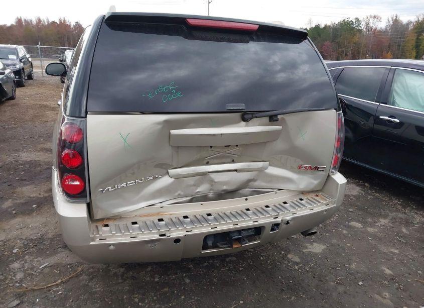 Photo 6 of 2013 Gmc Yukon XL 1500 DENALI (VIN 1GKS2MEF1DR164757)