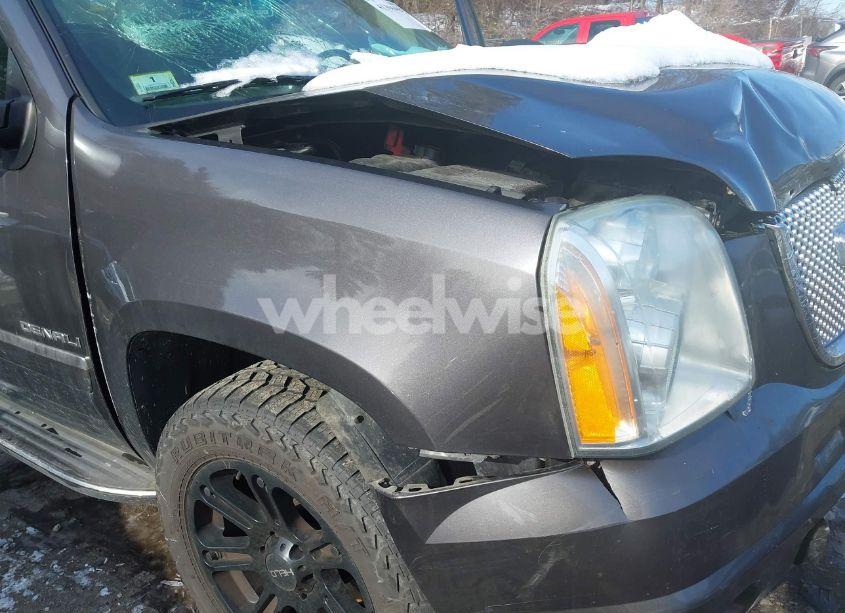 Photo 17 of 2011 Gmc Yukon XL 1500 DENALI (VIN 1GKS2MEF2BR166983)