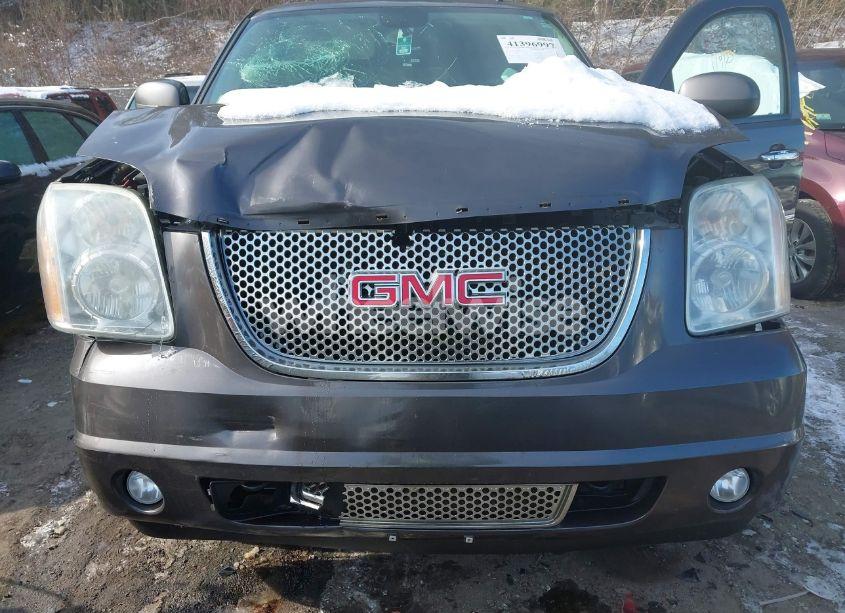 Photo 6 of 2011 Gmc Yukon XL 1500 DENALI (VIN 1GKS2MEF2BR166983)