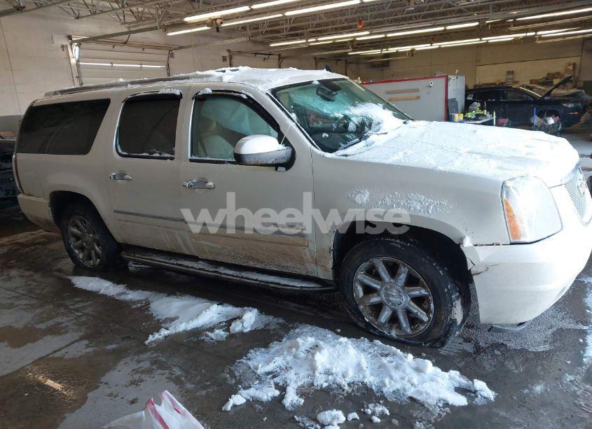 Photo 12 of 2011 Gmc Yukon XL 1500 DENALI (VIN 1GKS2MEF2BR183430)