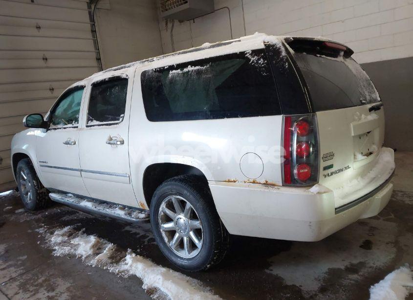 Photo 13 of 2011 Gmc Yukon XL 1500 DENALI (VIN 1GKS2MEF2BR183430)