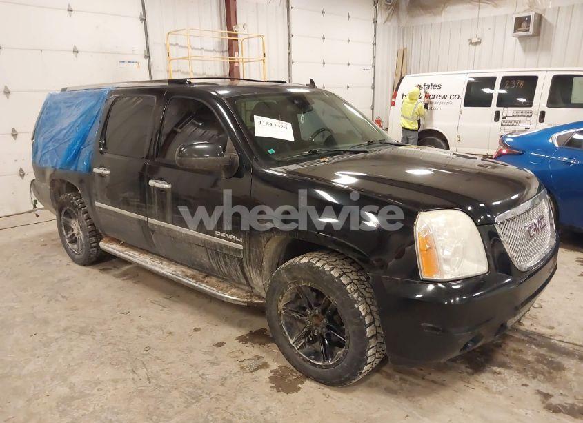 2011 Gmc Yukon XL 1500 DENALI (VIN 1GKS2MEF4BR174132) main photo