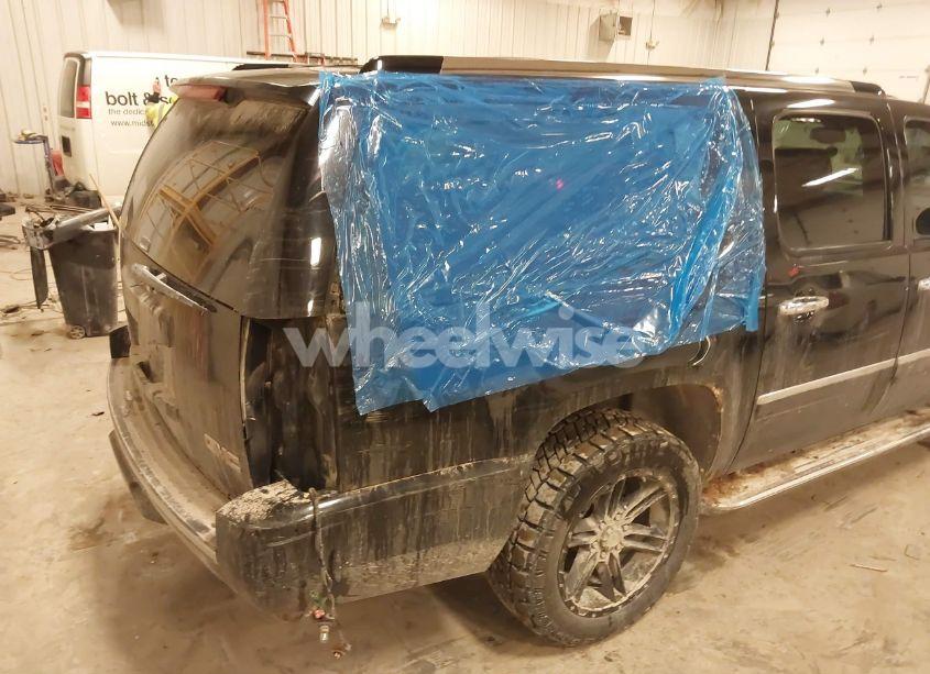 Photo 6 of 2011 Gmc Yukon XL 1500 DENALI (VIN 1GKS2MEF4BR174132)