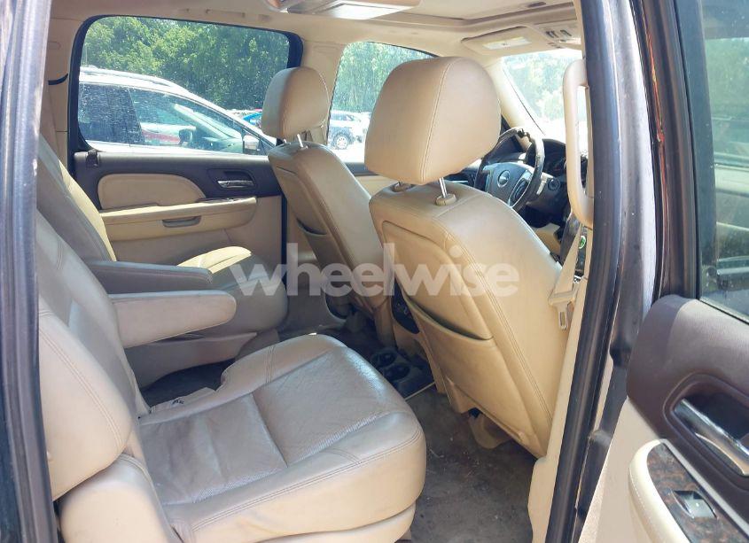 Photo 8 of 2011 Gmc Yukon XL 1500 DENALI (VIN 1GKS2MEF4BR323865)