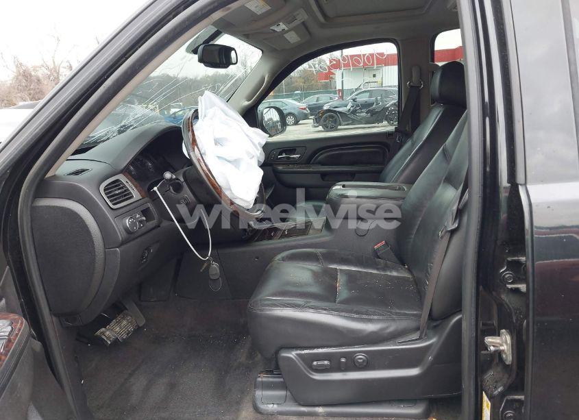 Photo 5 of 2011 Gmc Yukon XL 1500 DENALI (VIN 1GKS2MEF6BR336732)