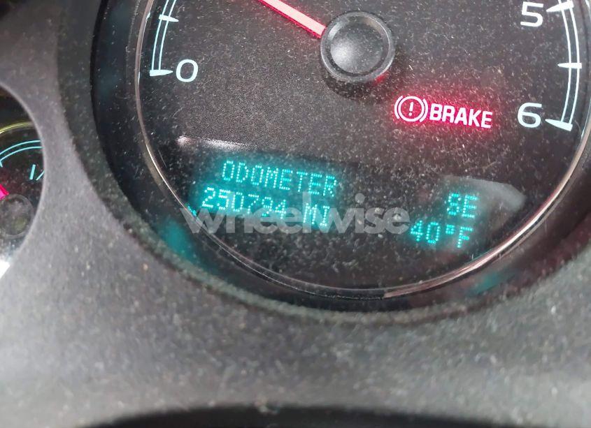 Photo 15 of 2011 Gmc Yukon XL 1500 DENALI (VIN 1GKS2MEF7BR331295)