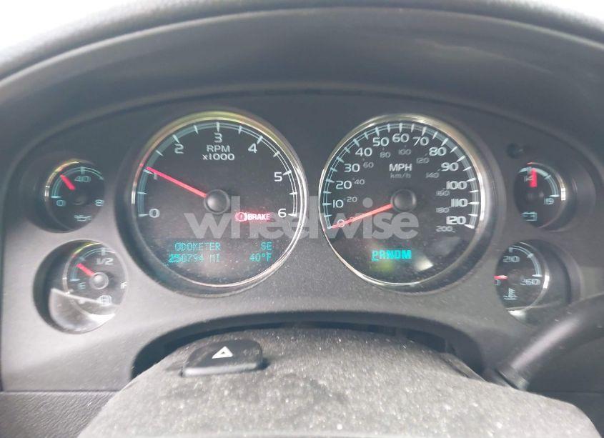 Photo 7 of 2011 Gmc Yukon XL 1500 DENALI (VIN 1GKS2MEF7BR331295)