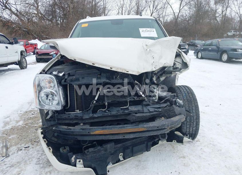 Photo 12 of 2011 Gmc Yukon XL 1500 DENALI (VIN 1GKS2MEF8BR137391)