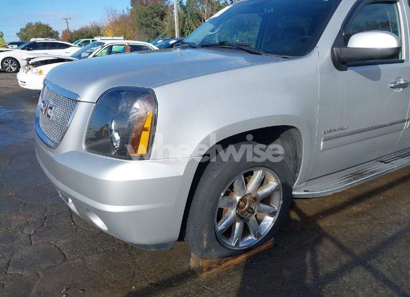 Photo 6 of 2011 Gmc Yukon XL 1500 DENALI (VIN 1GKS2MEF9BR166236)