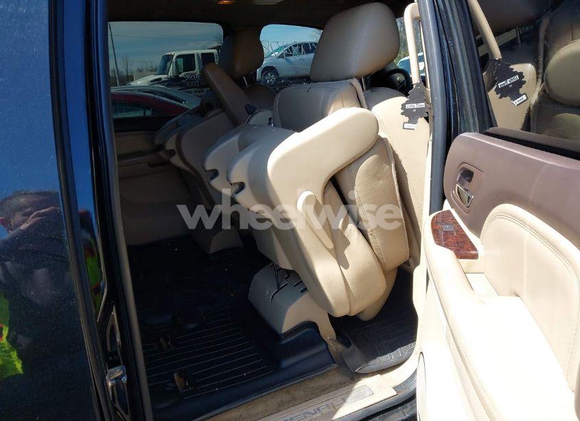 Photo 8 of 2011 Gmc Yukon XL 1500 DENALI (VIN 1GKS2MEF9BR175678)