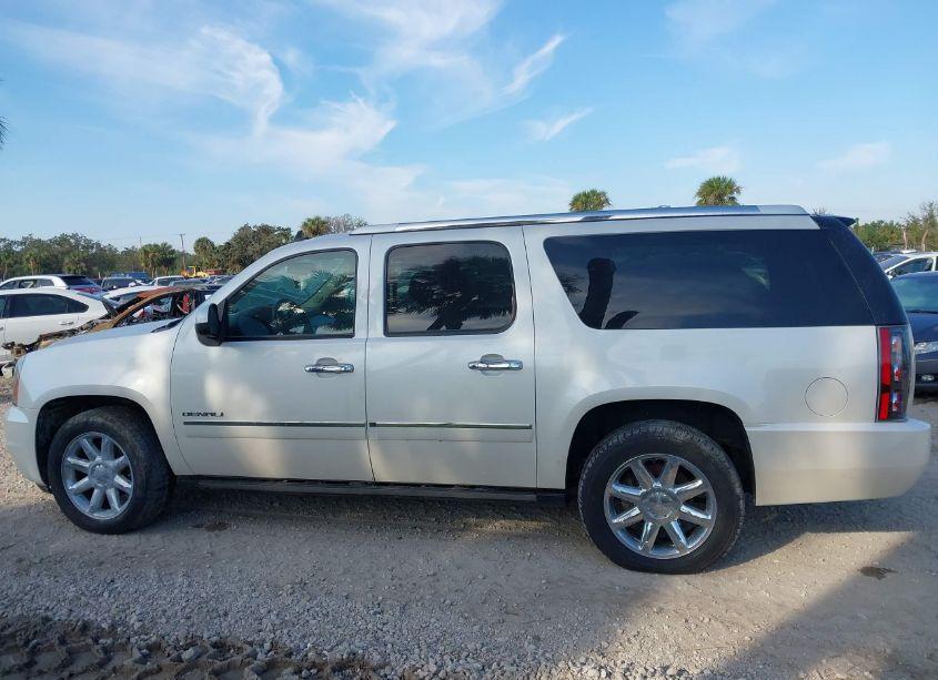 Photo 14 of 2011 Gmc Yukon XL 1500 DENALI (VIN 1GKS2MEFXBR219901)