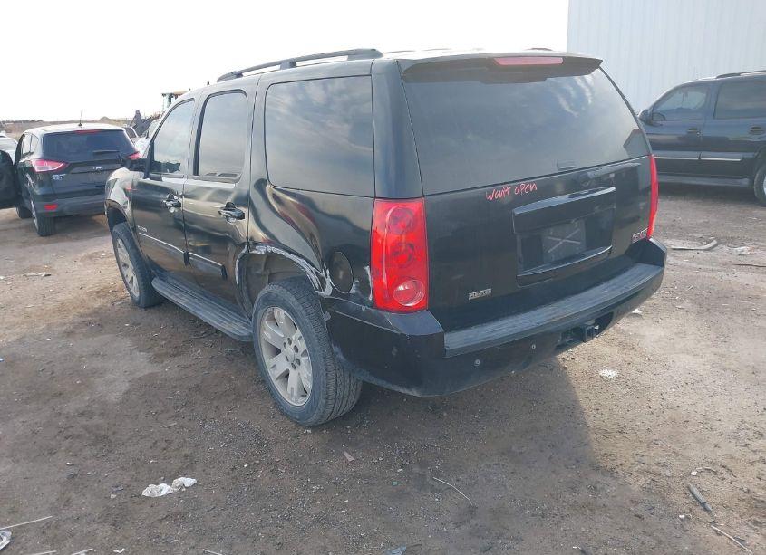 Photo 3 of 2010 Gmc Yukon SLE (VIN 1GKUCAE00AR135326)