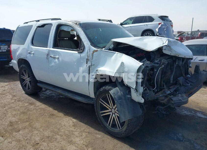 2010 Gmc Yukon SLE (VIN 1GKUCAE08AR291324) main photo