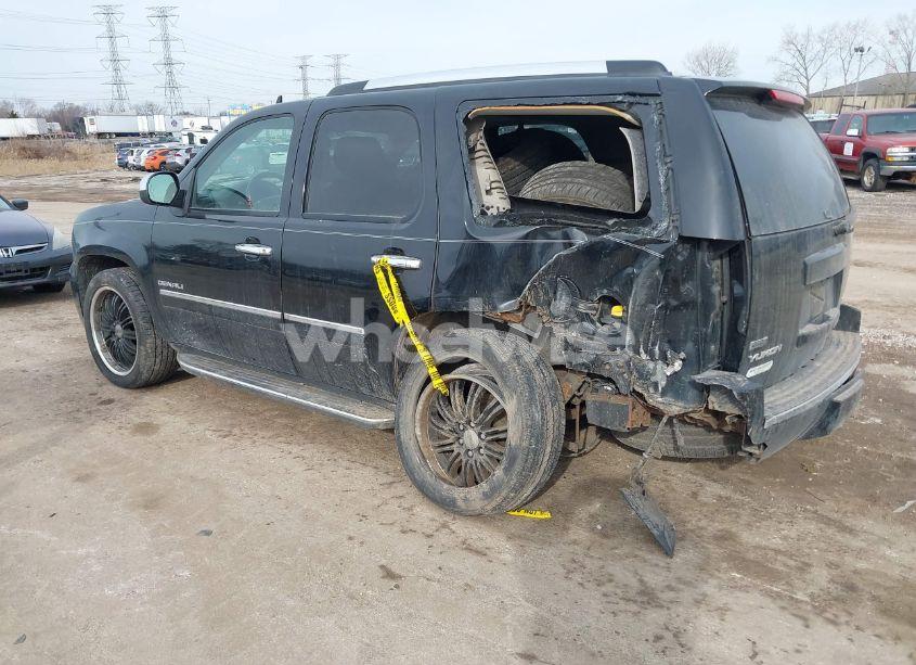Photo 3 of 2010 Gmc Yukon DENALI (VIN 1GKUCEEF0AR181315)