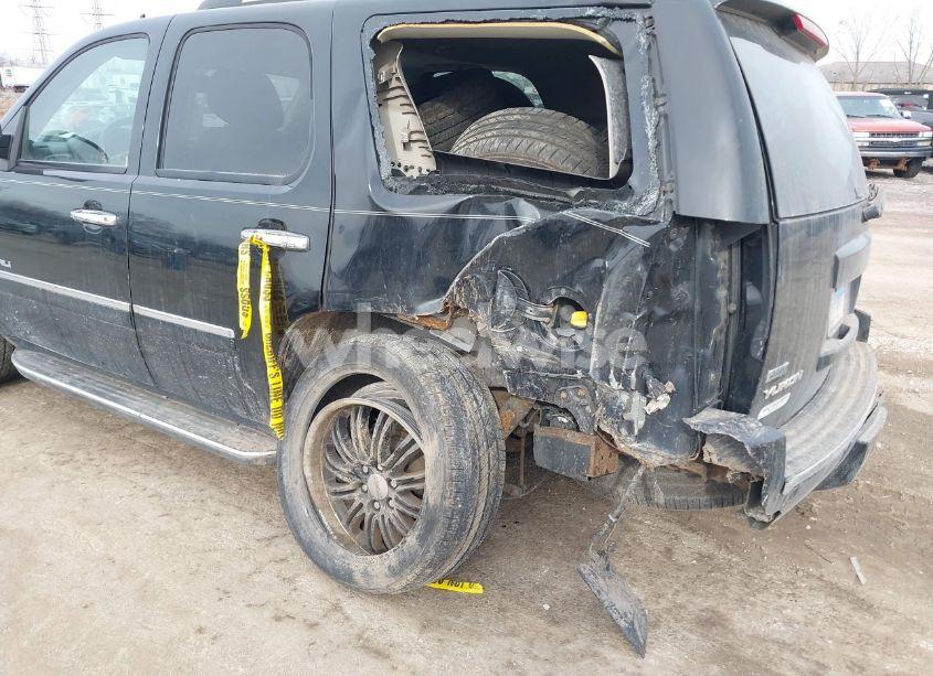 Photo 6 of 2010 Gmc Yukon DENALI (VIN 1GKUCEEF0AR181315)