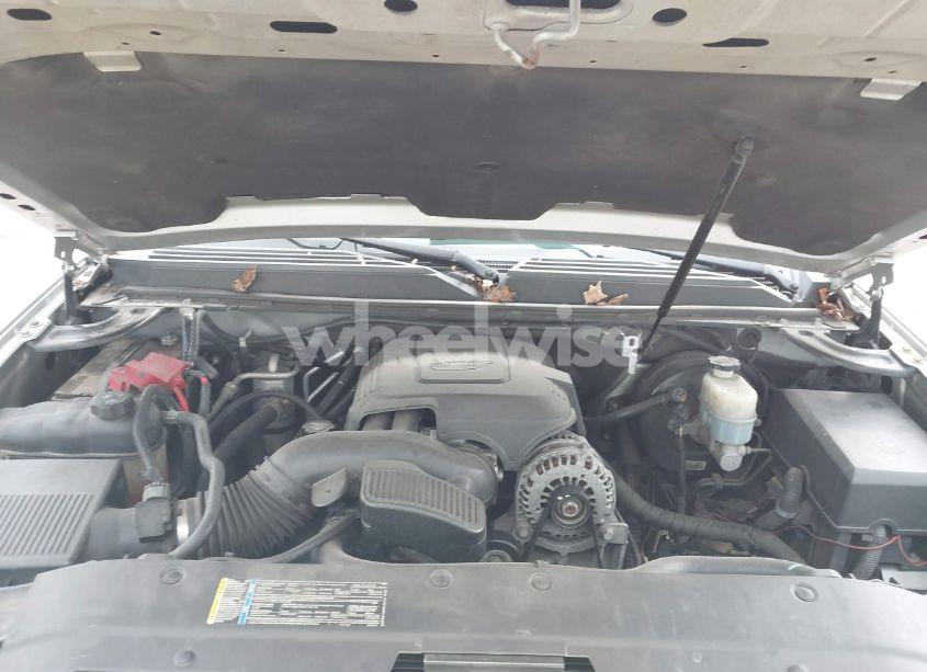 Photo 10 of 2010 Gmc Yukon DENALI (VIN 1GKUCEEFXAR234280)